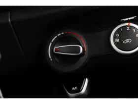 Kia Picanto (2024) thumbnail 17