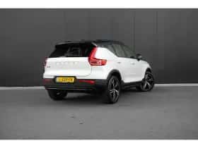 Volvo XC40 (2021) thumbnail 2