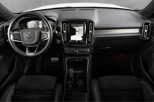 Volvo XC40 (2021) thumbnail 11