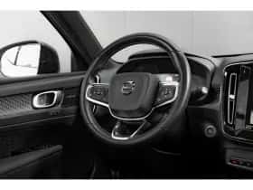 Volvo XC40 (2021) thumbnail 12