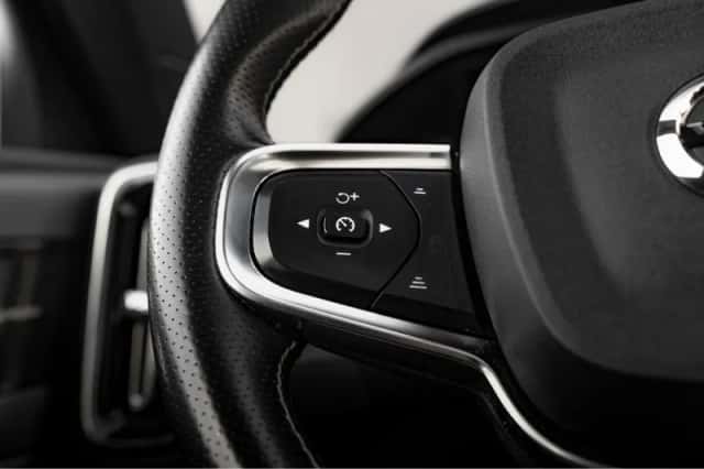 Volvo XC40 (2021) thumbnail 15