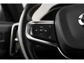 Volvo XC40 (2021) thumbnail 15