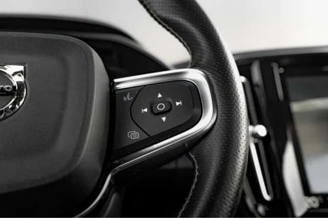 Volvo XC40 (2021) thumbnail 16