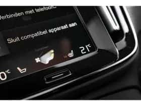 Volvo XC40 (2021) thumbnail 20
