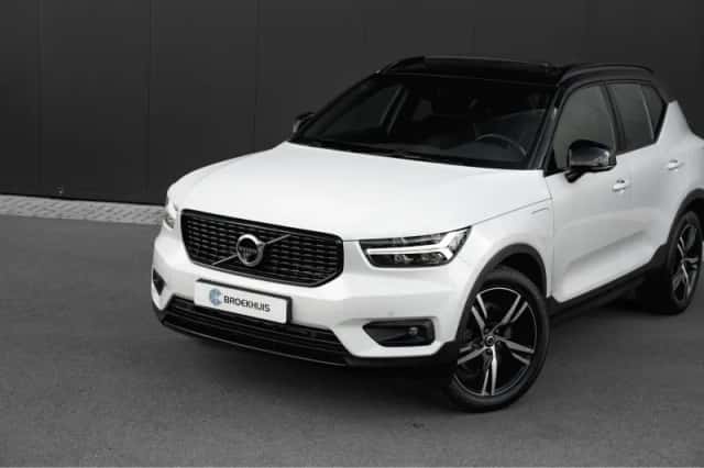 Volvo XC40 (2021) thumbnail 4