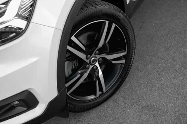 Volvo XC40 (2021) thumbnail 5