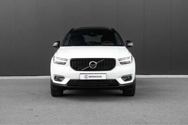 Volvo XC40 (2021) thumbnail 6