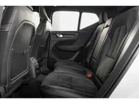 Volvo XC40 (2021) thumbnail 10