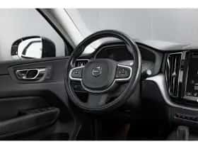 Volvo XC60 (2020) thumbnail 13