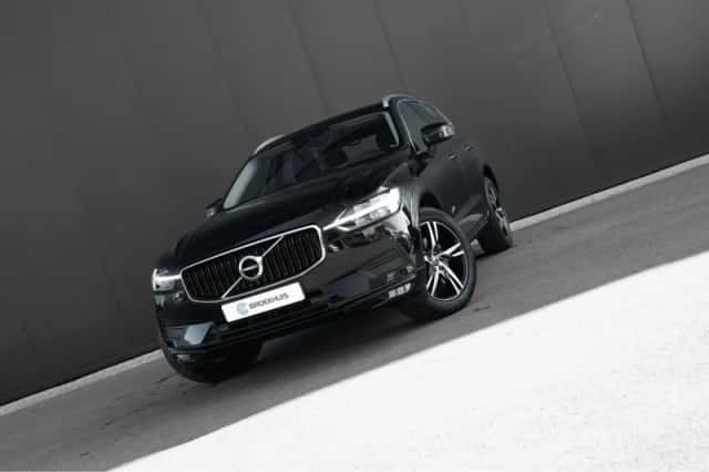 Volvo XC60 (2020) thumbnail 3