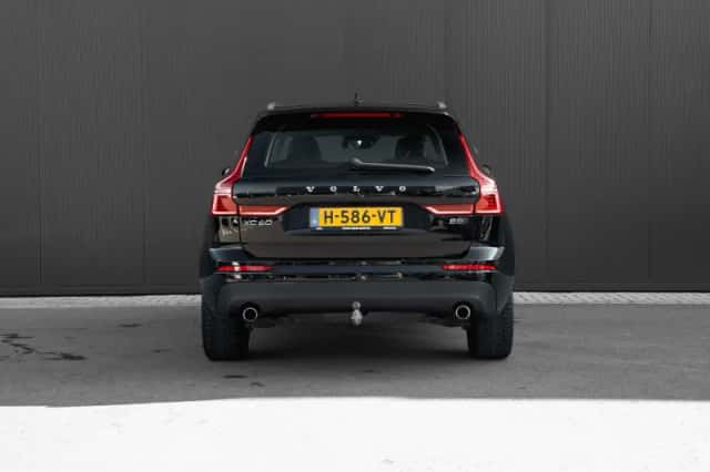 Volvo XC60 (2020) thumbnail 9
