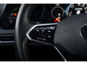 Volkswagen Golf (2022) thumbnail 15