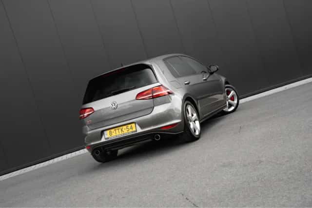 Volkswagen Golf (2014) thumbnail 9