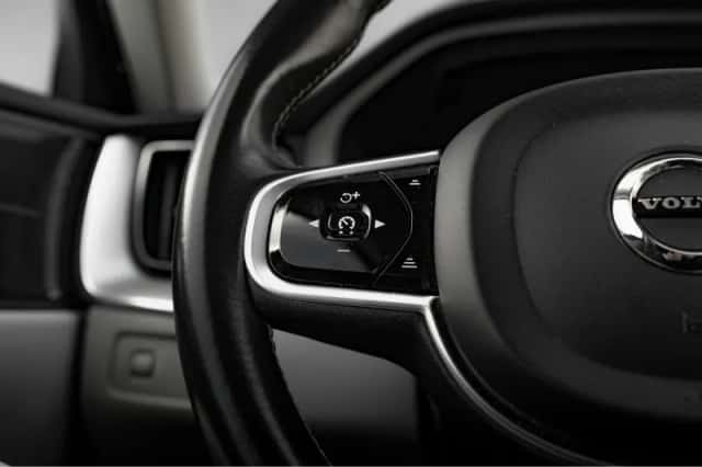 Volvo XC60 (2020) thumbnail 15