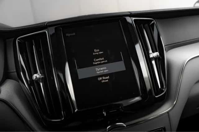 Volvo XC60 (2020) thumbnail 24