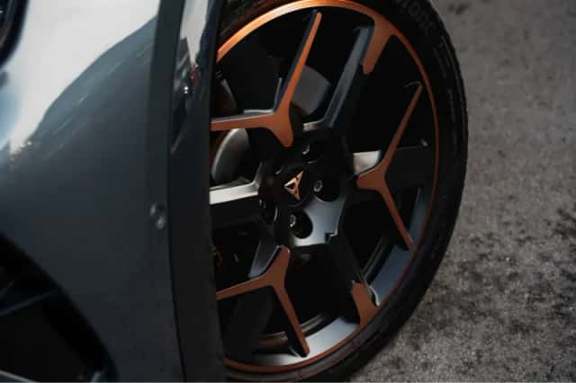 CUPRA Formentor (2025) thumbnail 4