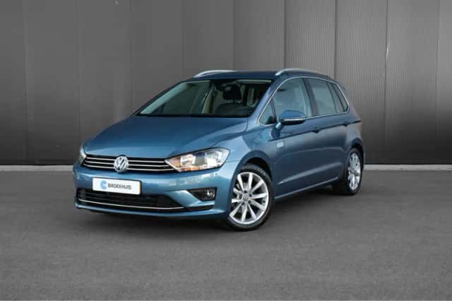 Volkswagen Golf (2016) thumbnail 1