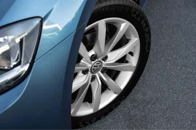Volkswagen Golf (2016) thumbnail 5