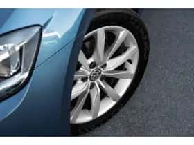 Volkswagen Golf (2016) thumbnail 5