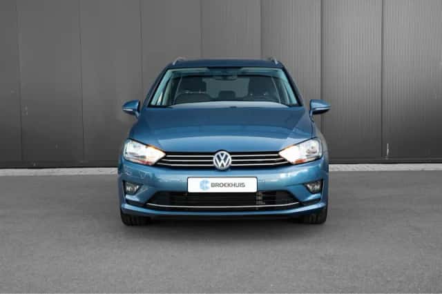 Volkswagen Golf (2016) thumbnail 6
