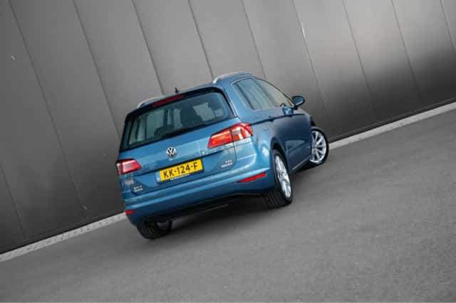 Volkswagen Golf (2016) thumbnail 7
