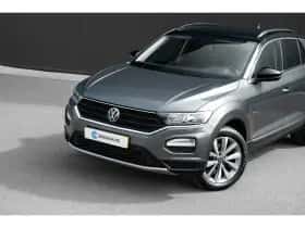 Volkswagen T-Roc (2021) thumbnail 4