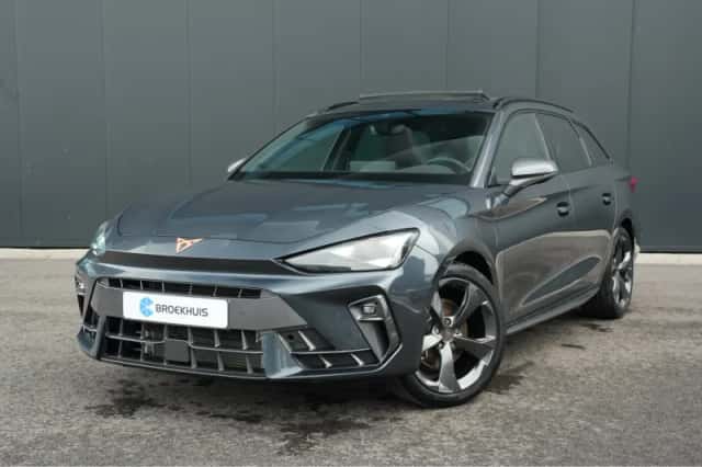 CUPRA Leon Sportstourer (2025) thumbnail 1