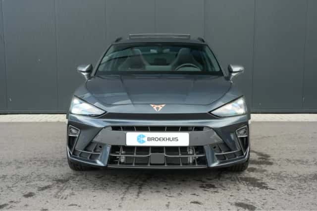 CUPRA Leon Sportstourer (2025) thumbnail 2