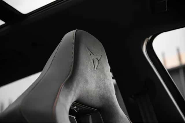 CUPRA Leon Sportstourer (2025) thumbnail 13