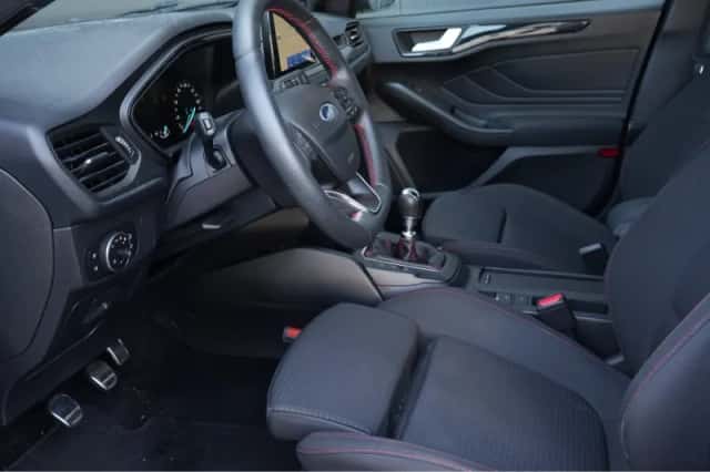 Ford Focus (2020) thumbnail 4