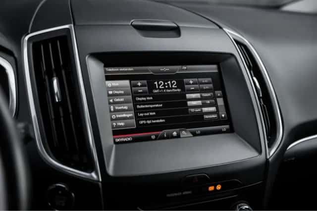 Ford S-Max (2015) thumbnail 23