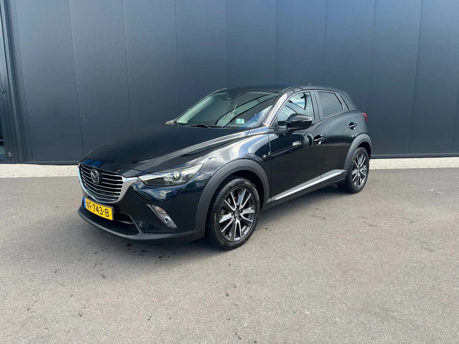 Mazda CX-3 (2017) — foto 1