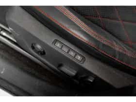 Škoda Octavia (2023) thumbnail 16