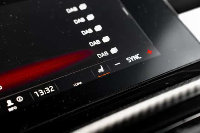 Škoda Octavia (2023) thumbnail 25