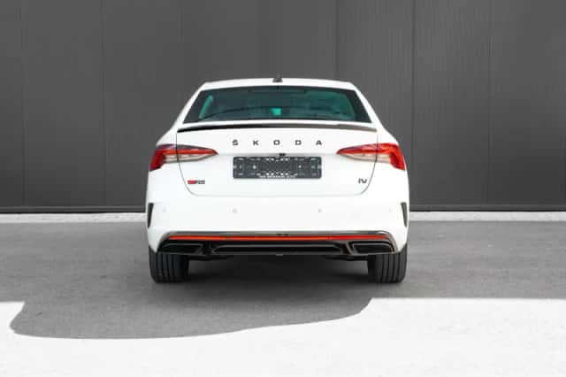 Škoda Octavia (2023) thumbnail 10