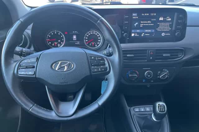 Hyundai i10 (2021) thumbnail 2