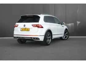 Volkswagen Tiguan (2021) thumbnail 2