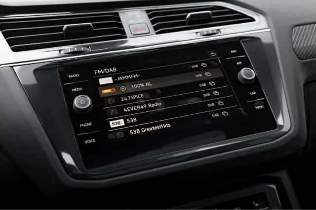 Volkswagen Tiguan (2021) thumbnail 20