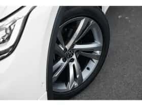 Volkswagen Tiguan (2021) thumbnail 5