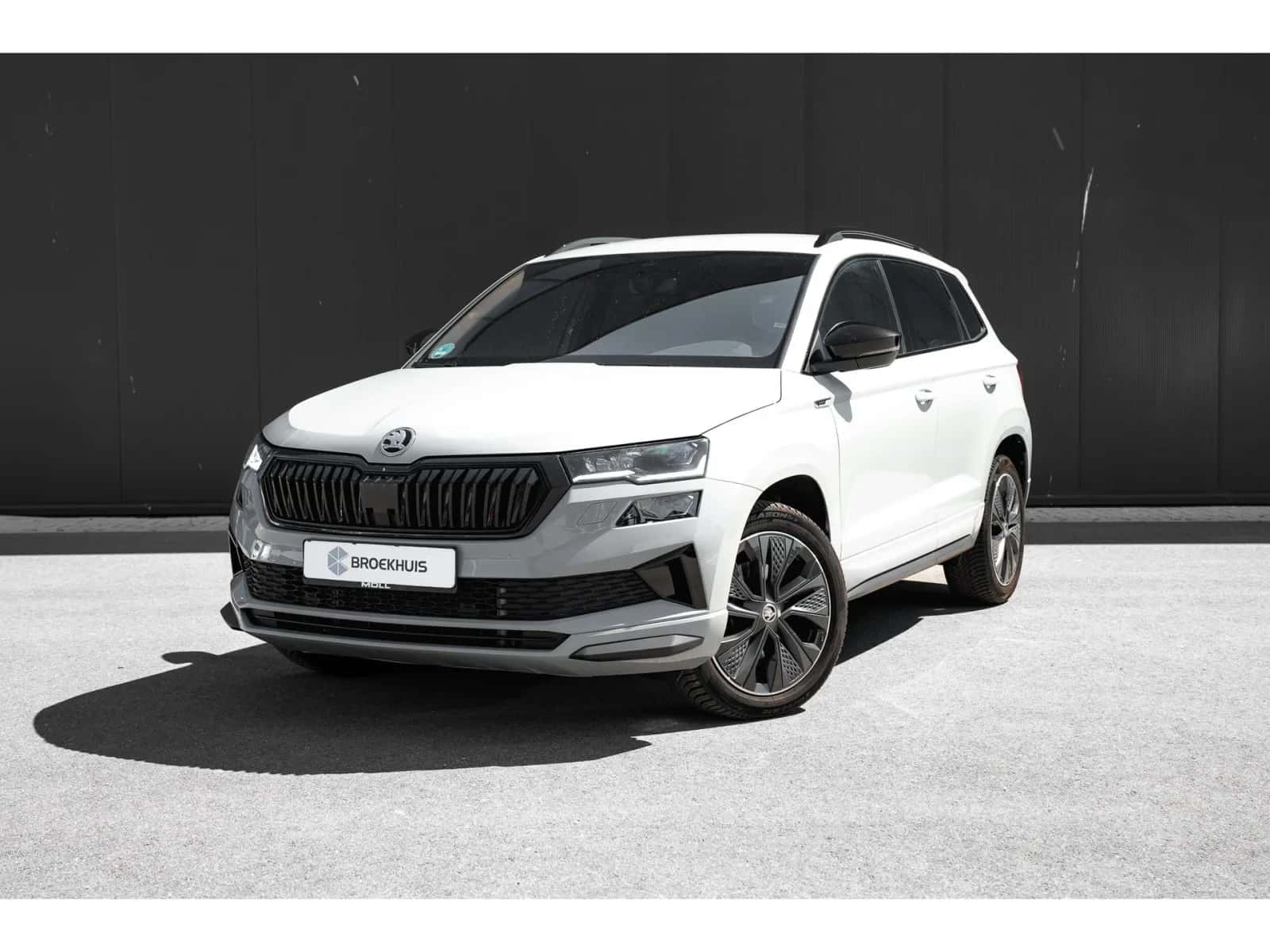 Škoda Karoq (2023) — foto 1