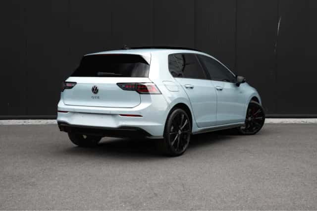 Volkswagen Golf (2025) thumbnail 2