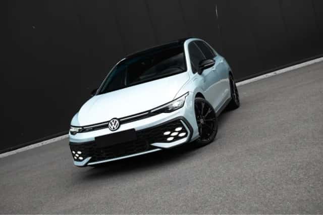 Volkswagen Golf (2025) thumbnail 3