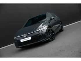 Volkswagen Golf (2022) thumbnail 2