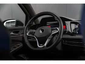 Volkswagen Golf (2022) thumbnail 13