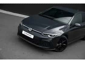 Volkswagen Golf (2022) thumbnail 3