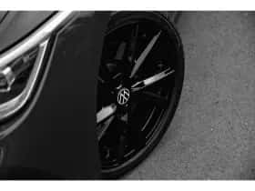 Volkswagen Golf (2022) thumbnail 4