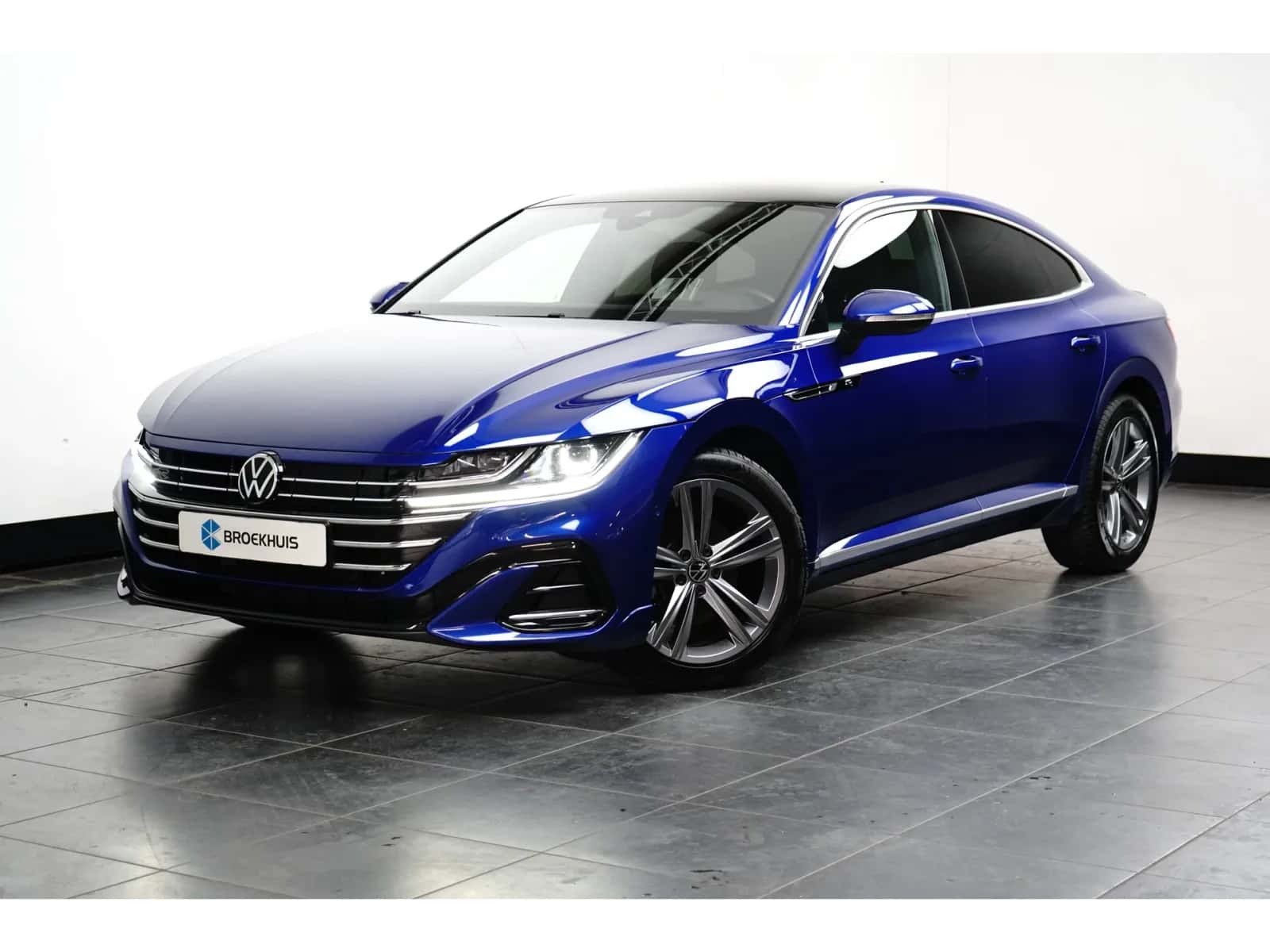 Volkswagen Arteon (2022) — foto 1