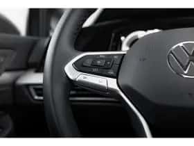 Volkswagen Golf (2025) thumbnail 16