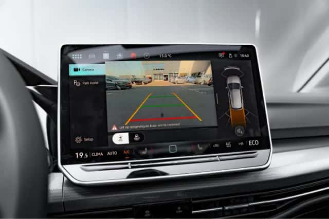 Volkswagen Golf (2025) thumbnail 24