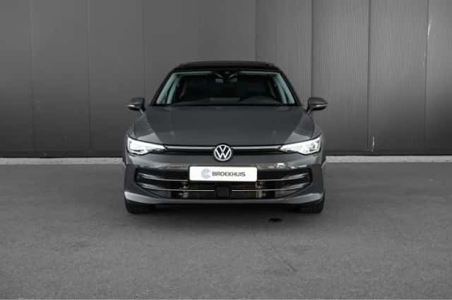 Volkswagen Golf (2025) thumbnail 6
